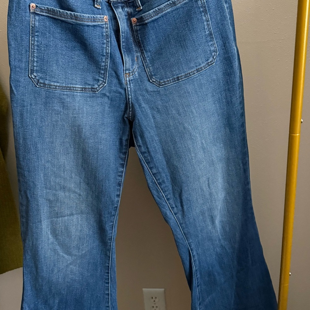 Classic Blue Women's Jeans - Wide Leg SZ 16